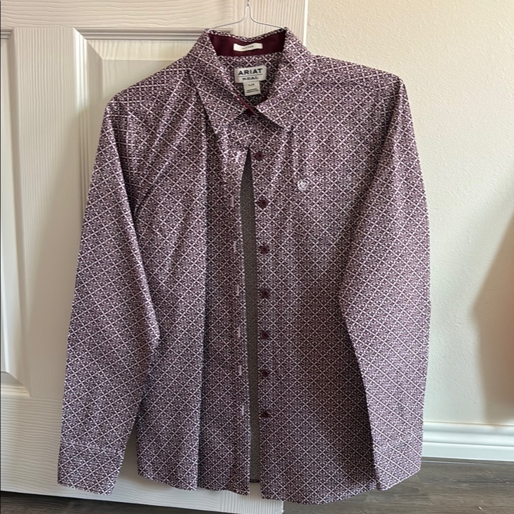 Ariat Women’s Burgundy Patterned Shirt